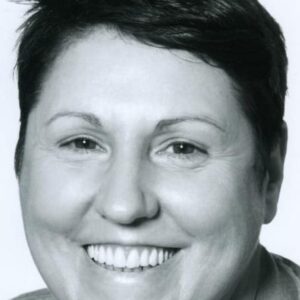 تصویر هنرمند Lorraine Cheshire