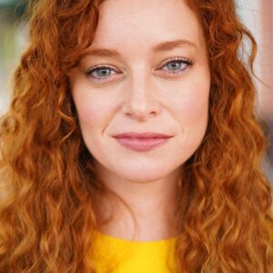 تصویر هنرمند Valyn Hall