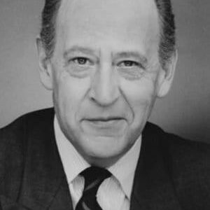 تصویر هنرمند Earl Boen