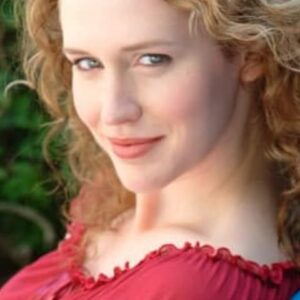 تصویر هنرمند Julia Decker