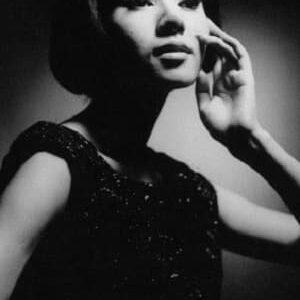 تصویر هنرمند Mayumi Ogawa