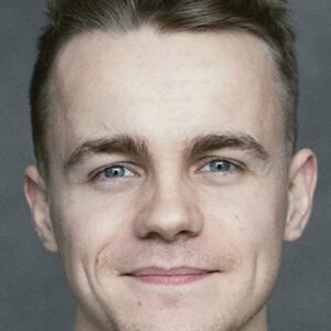 تصویر هنرمند Mackintosh Muggleton