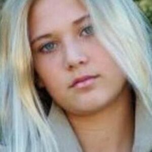 تصویر هنرمند Megan Crawford