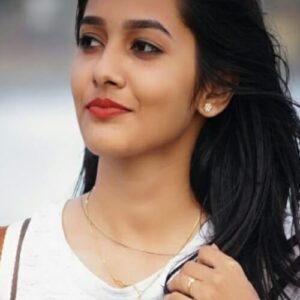 تصویر هنرمند Amina Nijam