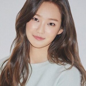 تصویر هنرمند Yoo Soo-jung