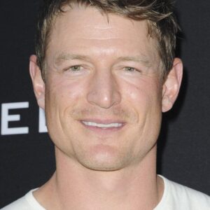 تصویر هنرمند Philip Winchester
