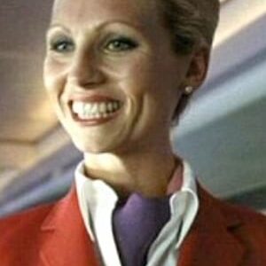 تصویر هنرمند Yvonne Tomlinson