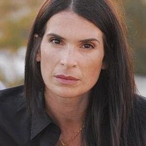 تصویر هنرمند Stephanie Venditto