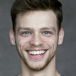 تصویر هنرمند Connor Calland