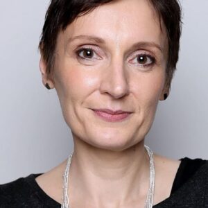 تصویر هنرمند Nora Twomey