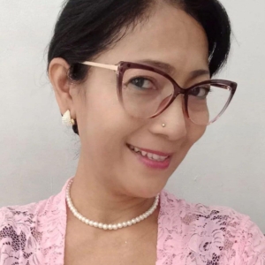 تصویر هنرمند Pipien Putri