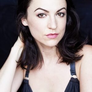 تصویر هنرمند Alexandra Nicole Hulme