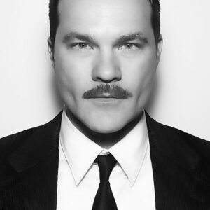 تصویر هنرمند David Agranov