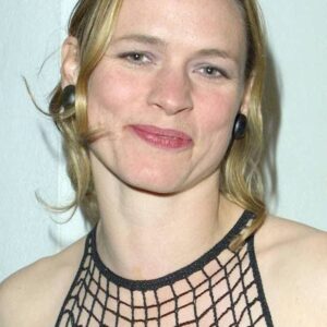 تصویر هنرمند Isabel Brook