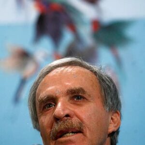 تصویر هنرمند Ebrahim Forouzesh