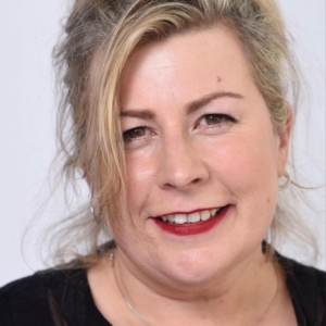 تصویر هنرمند Suzie Davies