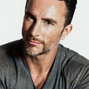 تصویر هنرمند Bevan Viljoen