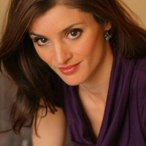 تصویر هنرمند CindyMarie Small