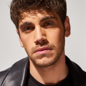 تصویر هنرمند Emre Bey