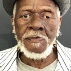 تصویر هنرمند Chris April