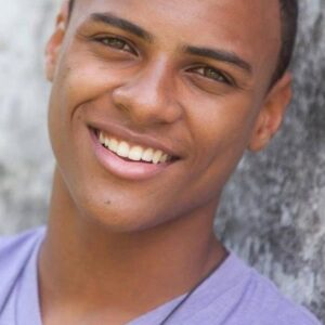 تصویر هنرمند Tai MacKenzie