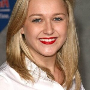 تصویر هنرمند Skye McCole Bartusiak