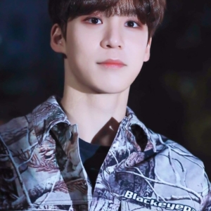 تصویر هنرمند Jeong Yun-ho