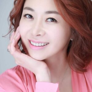تصویر هنرمند Hwang Hyo-eun