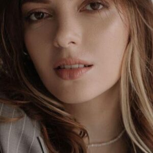 تصویر هنرمند Oksana Mafagel