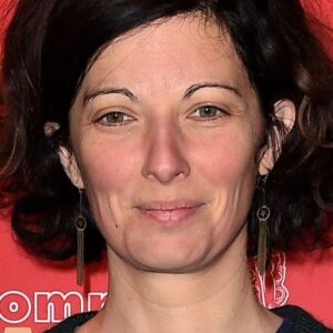 تصویر هنرمند Stéphanie Cléau