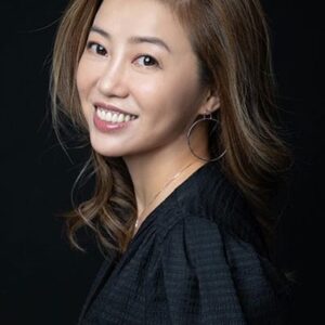 تصویر هنرمند Cora Yim