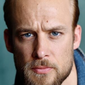 تصویر هنرمند Bradley Dodds