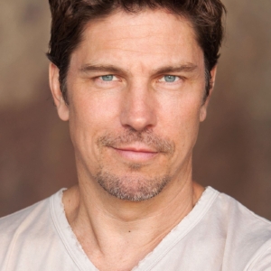 تصویر هنرمند Michael Trucco