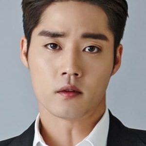 تصویر هنرمند Lee Ha-yul