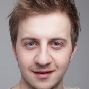 تصویر هنرمند Kirill Snegiryov