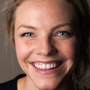 تصویر هنرمند Eloise Mumford