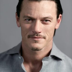 تصویر هنرمند Luke Evans