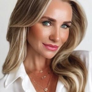 تصویر هنرمند Amber Ashley Smith