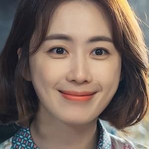 تصویر هنرمند Hong Eun-hee