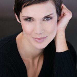 تصویر هنرمند Dahlia Legault