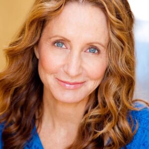 تصویر هنرمند Gwen Holloway