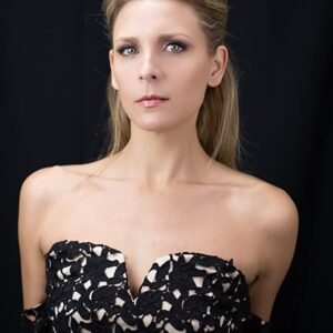 تصویر هنرمند Michelle Lang