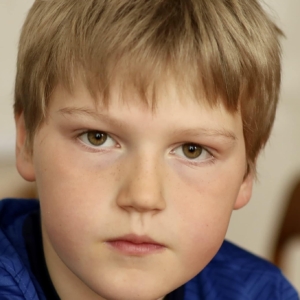 تصویر هنرمند Camille Loup Moltzen