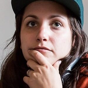 تصویر هنرمند Hannah Fidell