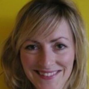 تصویر هنرمند Gaynor Holmes