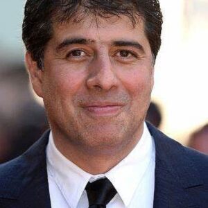 تصویر هنرمند Hossein Amini