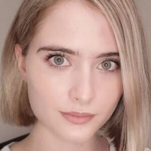 تصویر هنرمند Nia Roam