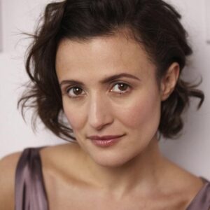 تصویر هنرمند Lyndsey Marshal