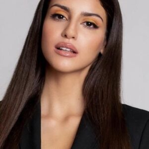 تصویر هنرمند Isabela Souza