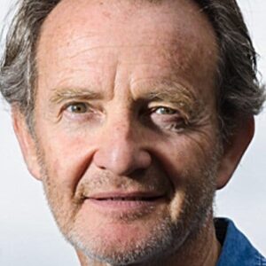 تصویر هنرمند Anton Lesser